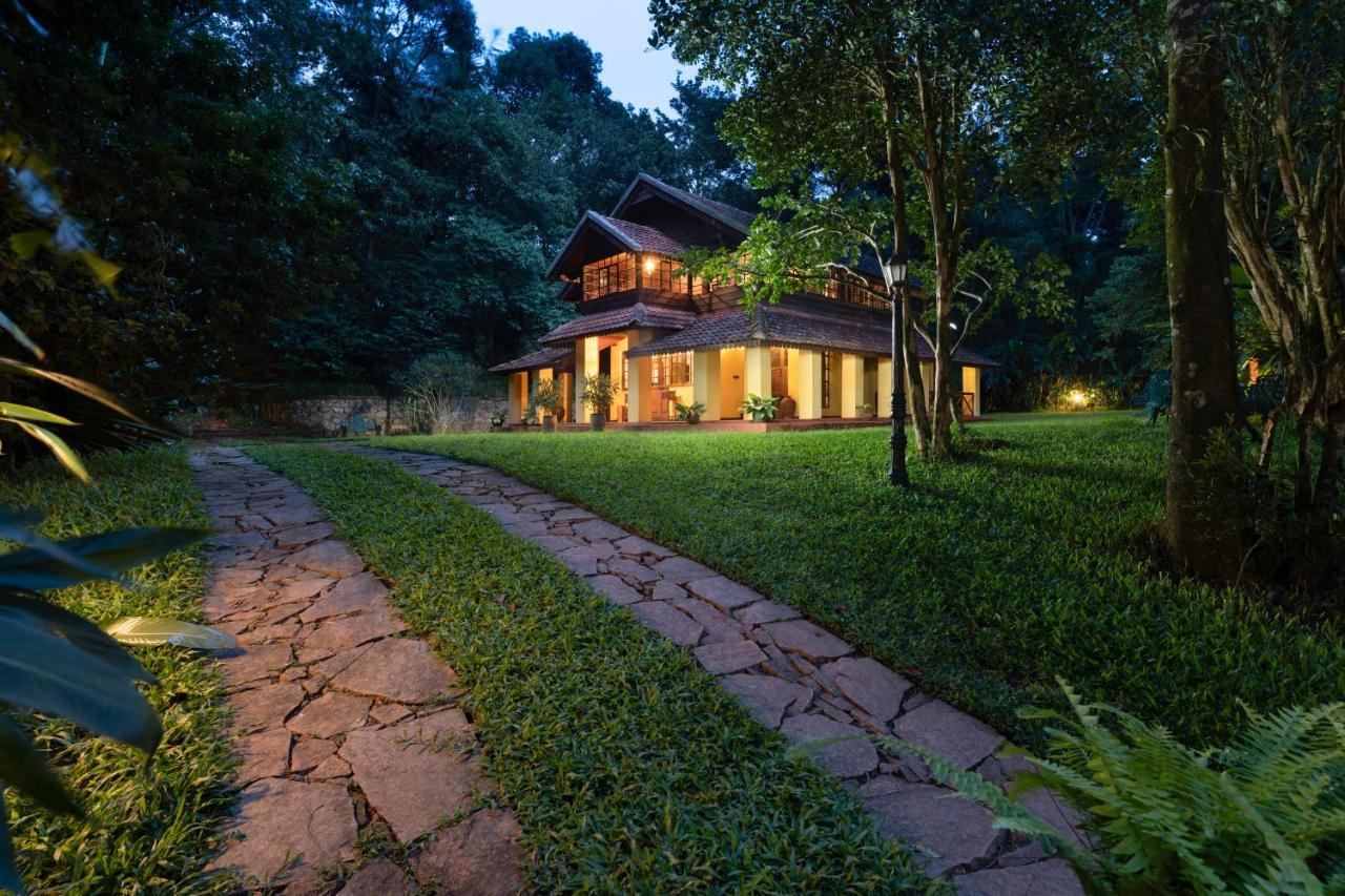 Pepper Trail Hotel Sultan Bathery Exterior photo