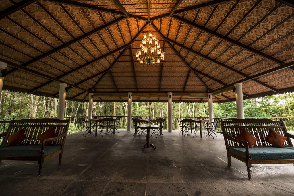 Pepper Trail Hotel Sultan Bathery Exterior photo